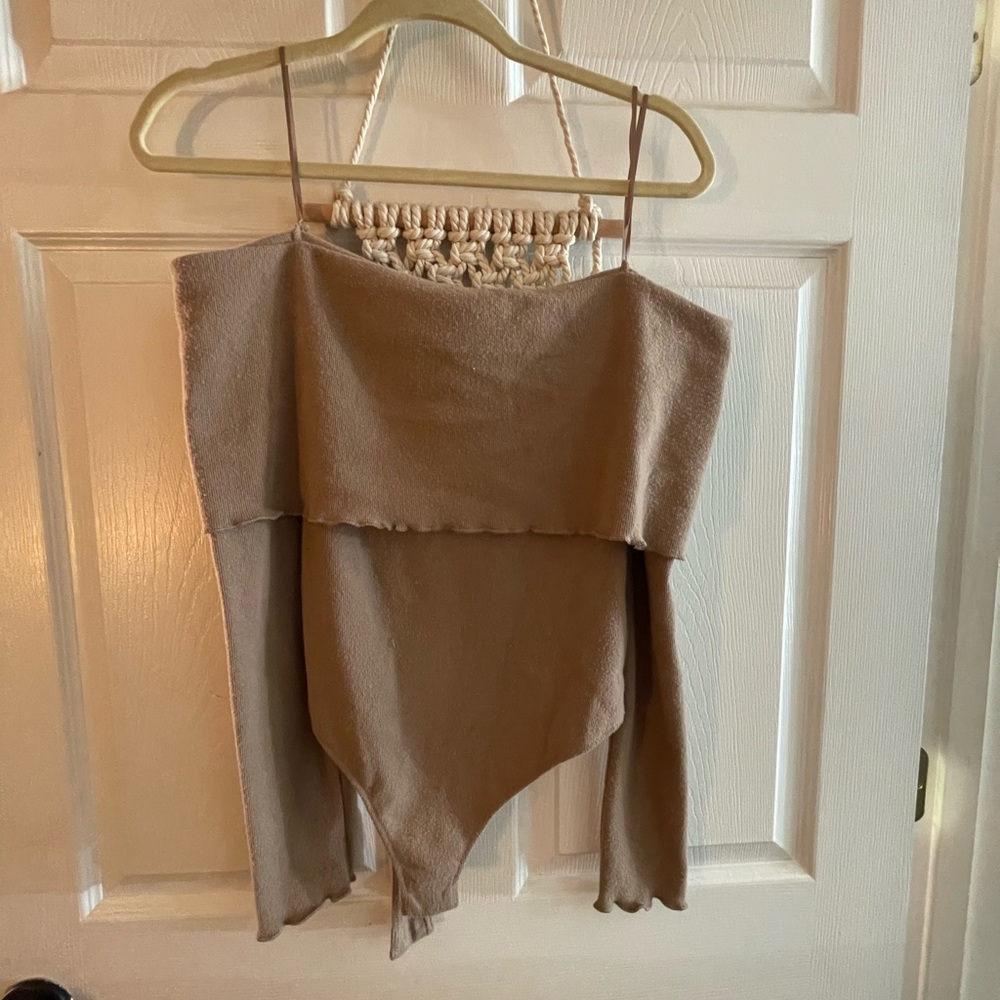 Women’s off the shoulder long sleeve bodysuit
